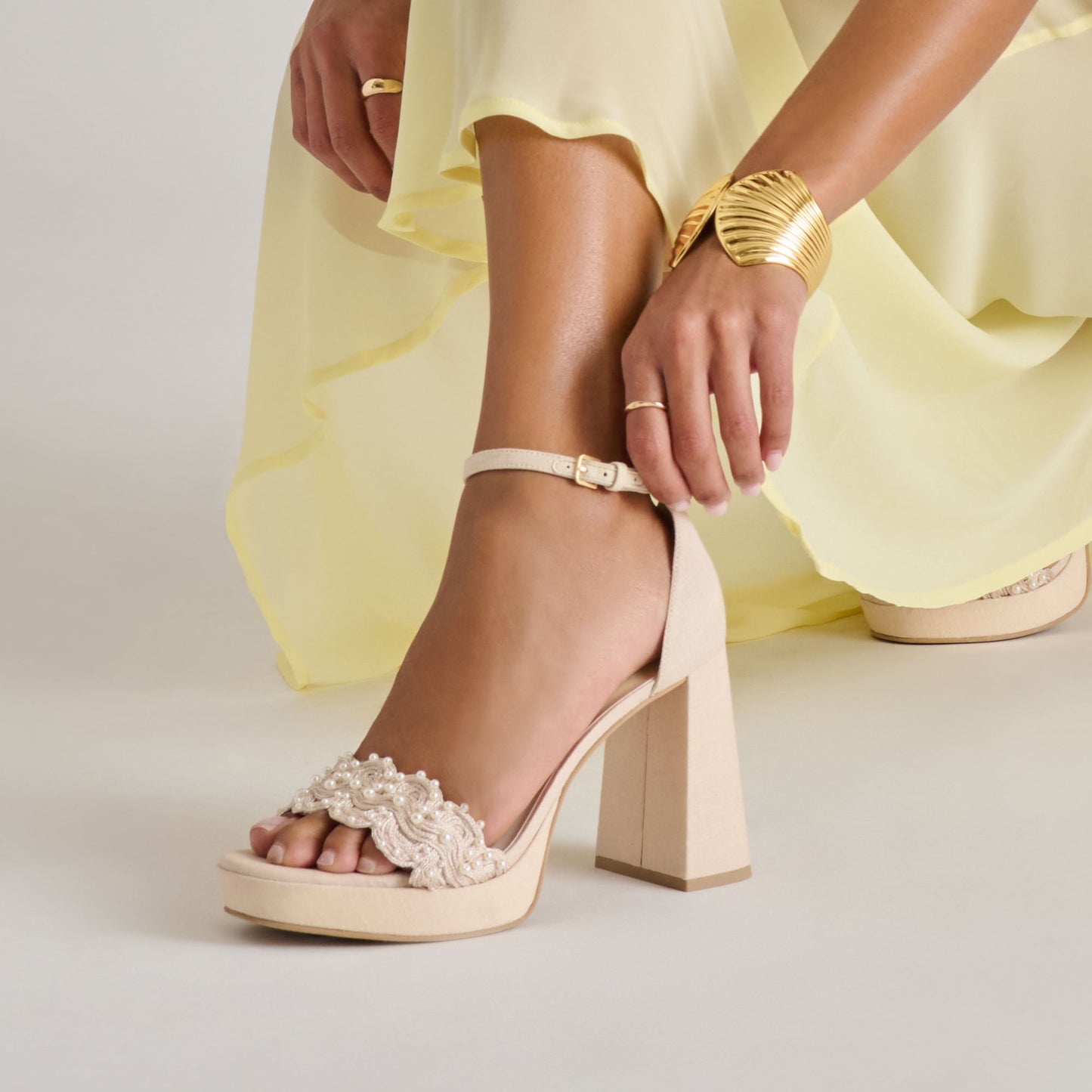 Dolce Vita PELTIN PEARL HEELS VANILLA WOVEN RAFFIA
 – Dolce Vita