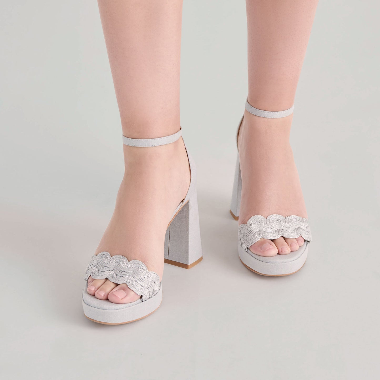 Dolce Vita PELTIN HEELS GREY WOVEN RAFFIA
 – Dolce Vita