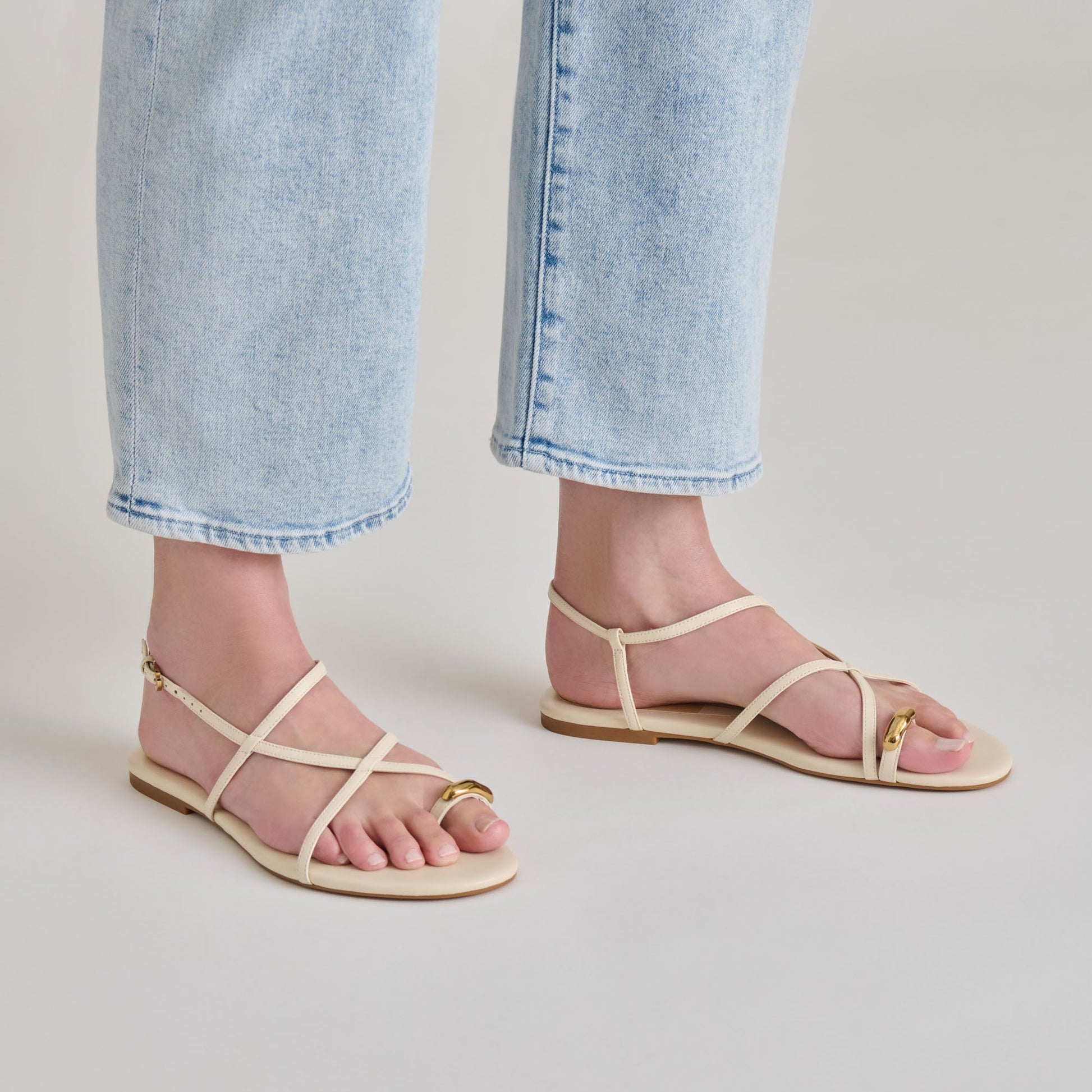 Dolce Vita KESHA SANDALS BONE LEATHER
 – Dolce Vita