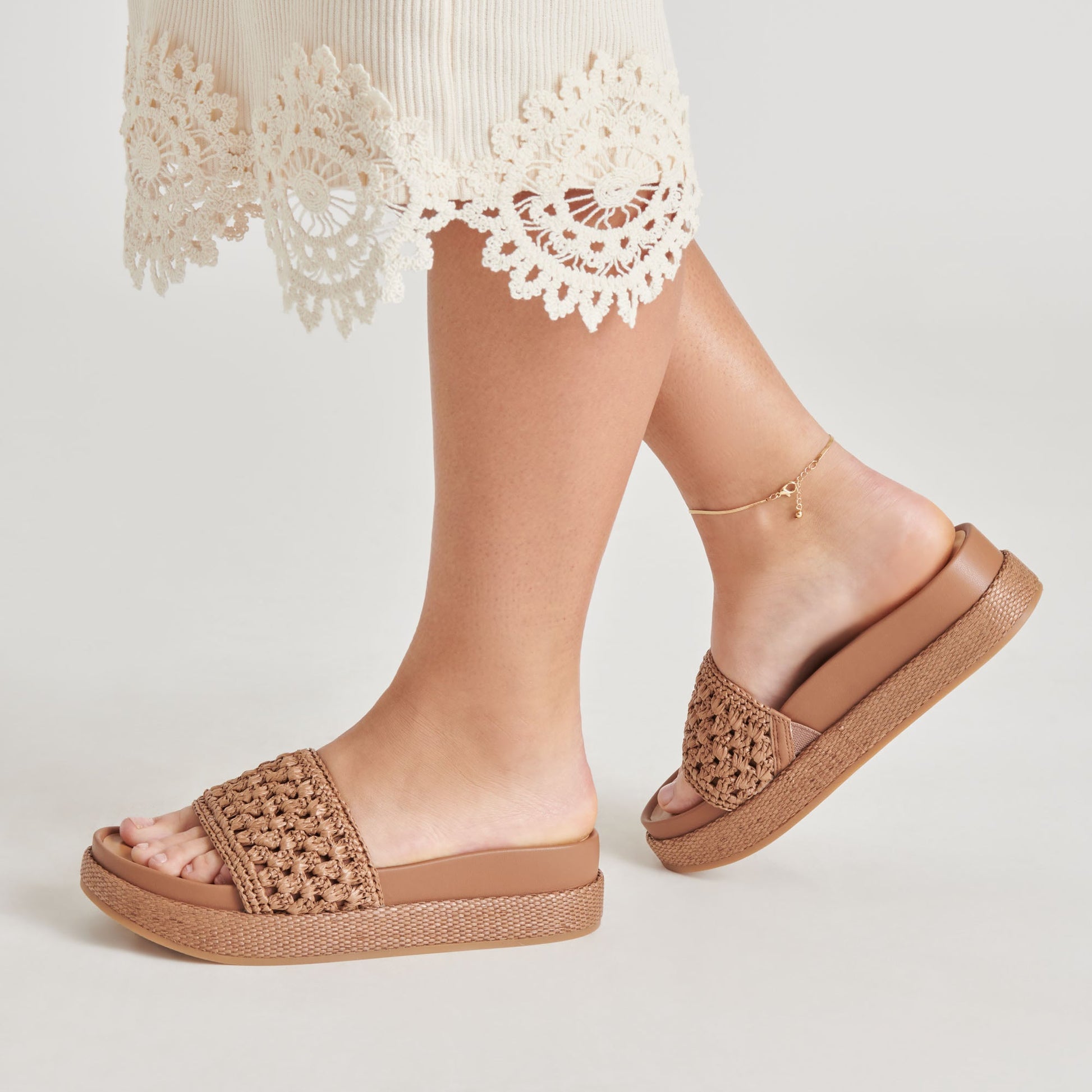 Dolce Vita SIDONA SANDALS BROWN RAFFIA
 – Dolce Vita