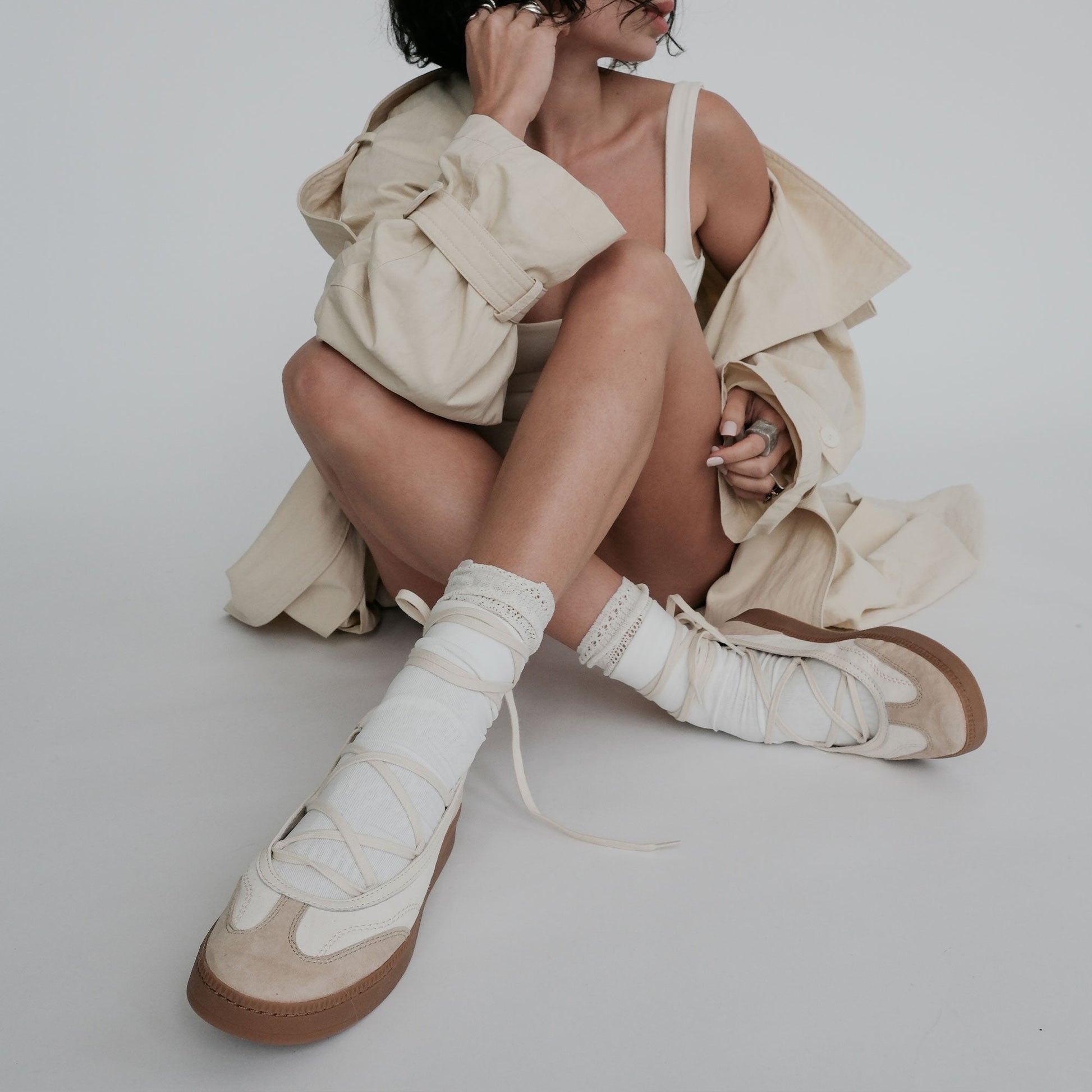 Dolce Vita Nyomie Ivory Multi Leather Sneakers