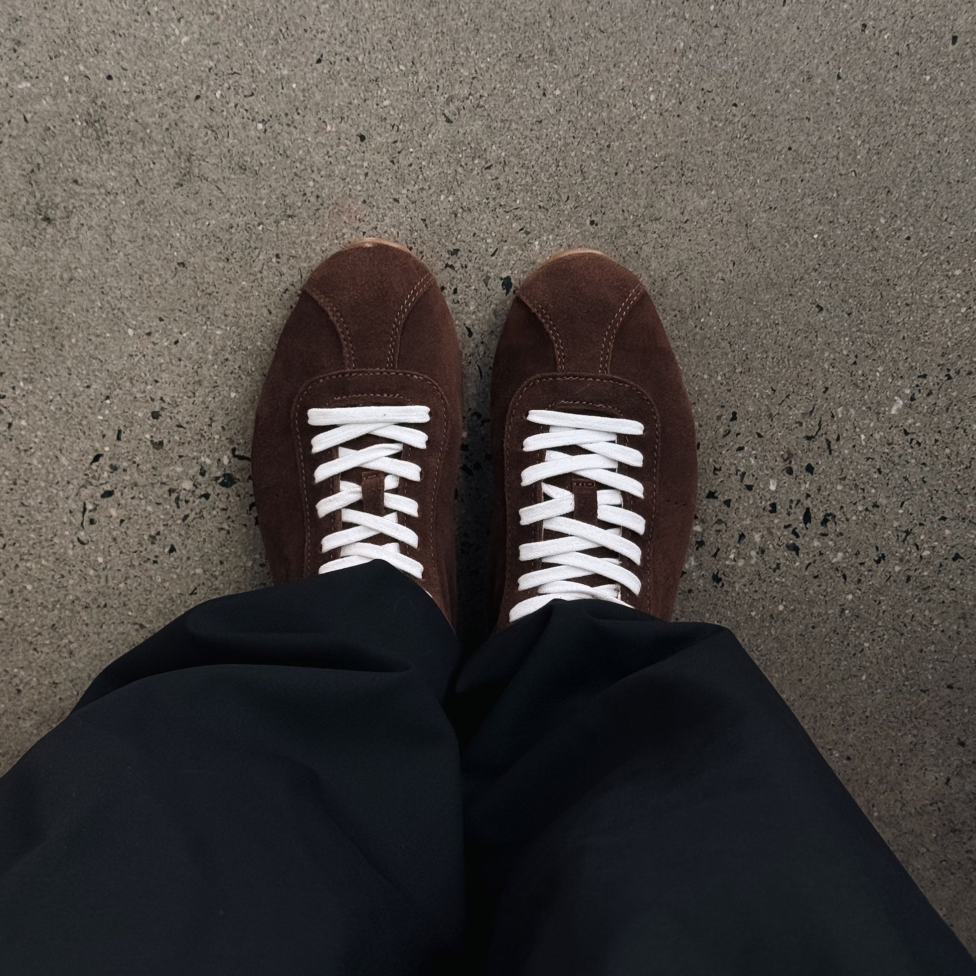 Dolce Vita Serina Dk Brown Suede Sneakers