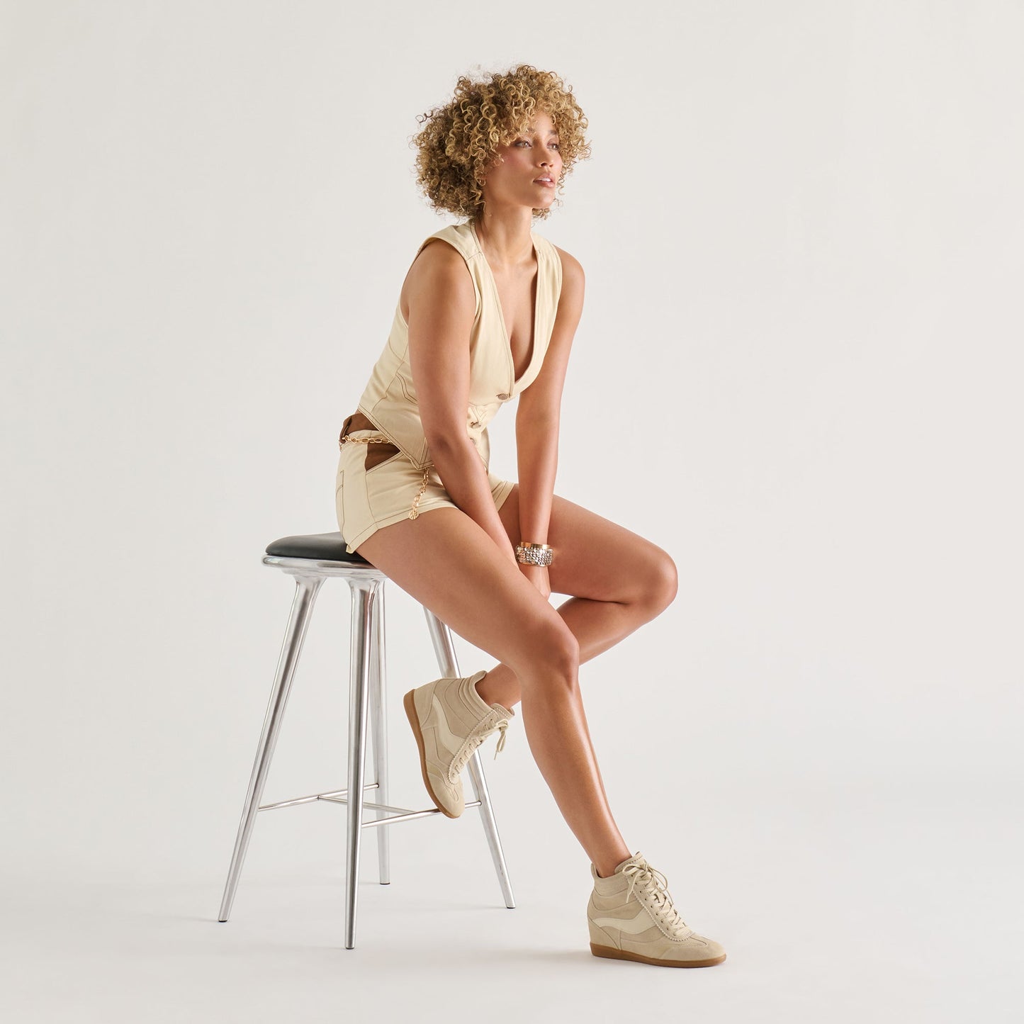 Dolce Vita Issac Oatmeal Suede Sneakers