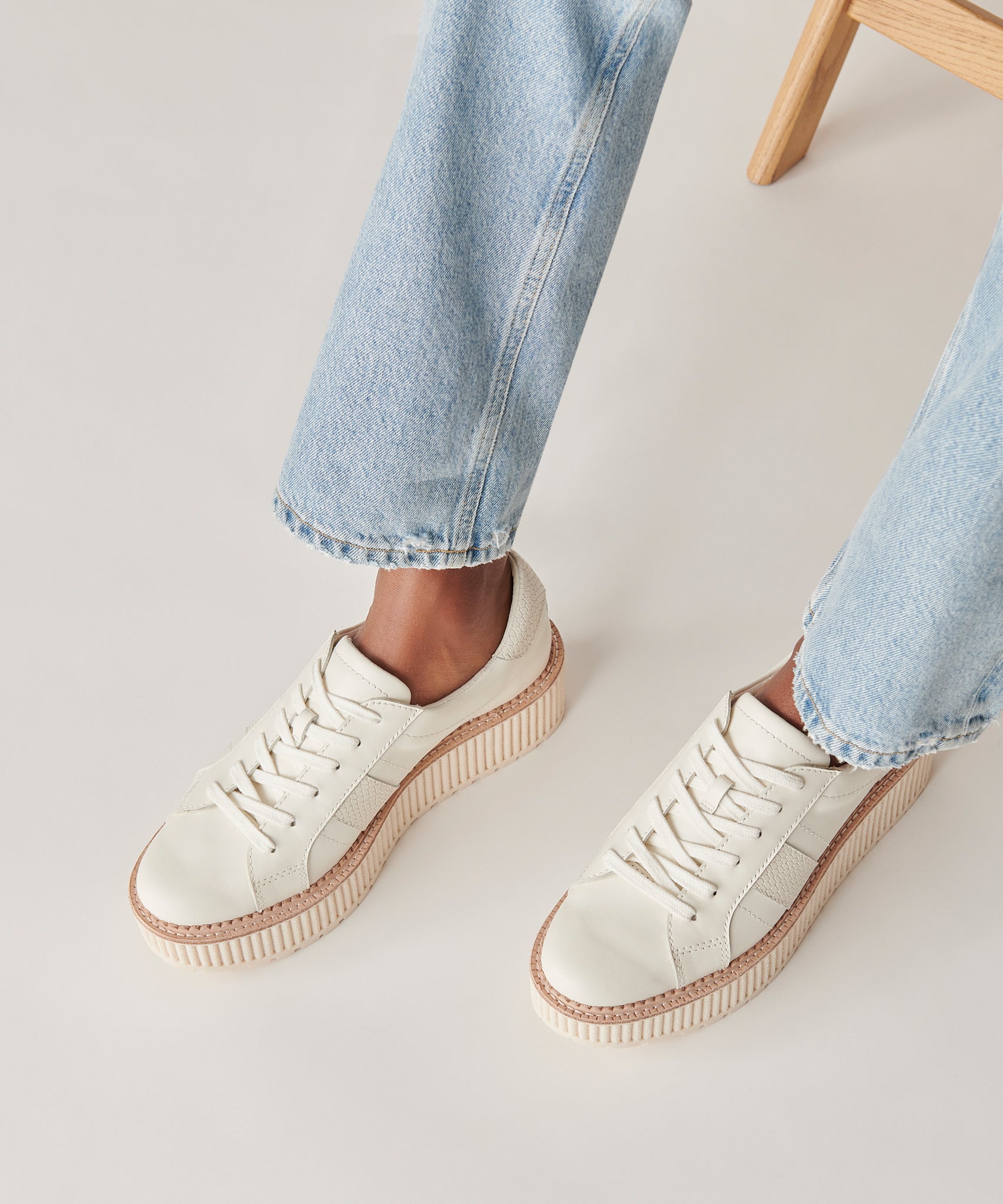 Dolce Vita TIGER SNEAKERS WHITE LEATHER
 – Dolce Vita