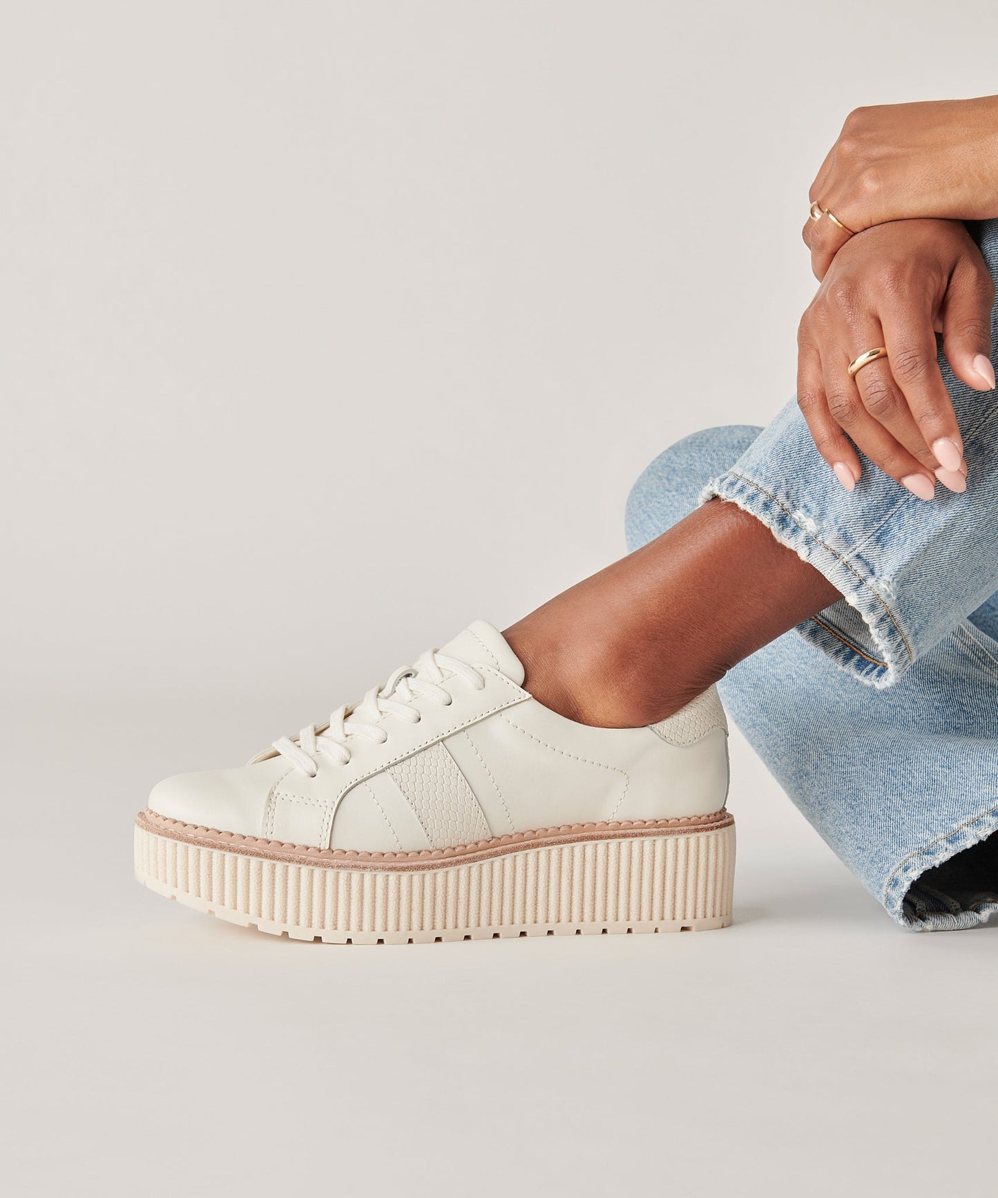 Dolce Vita TIGER SNEAKERS WHITE LEATHER
 – Dolce Vita
