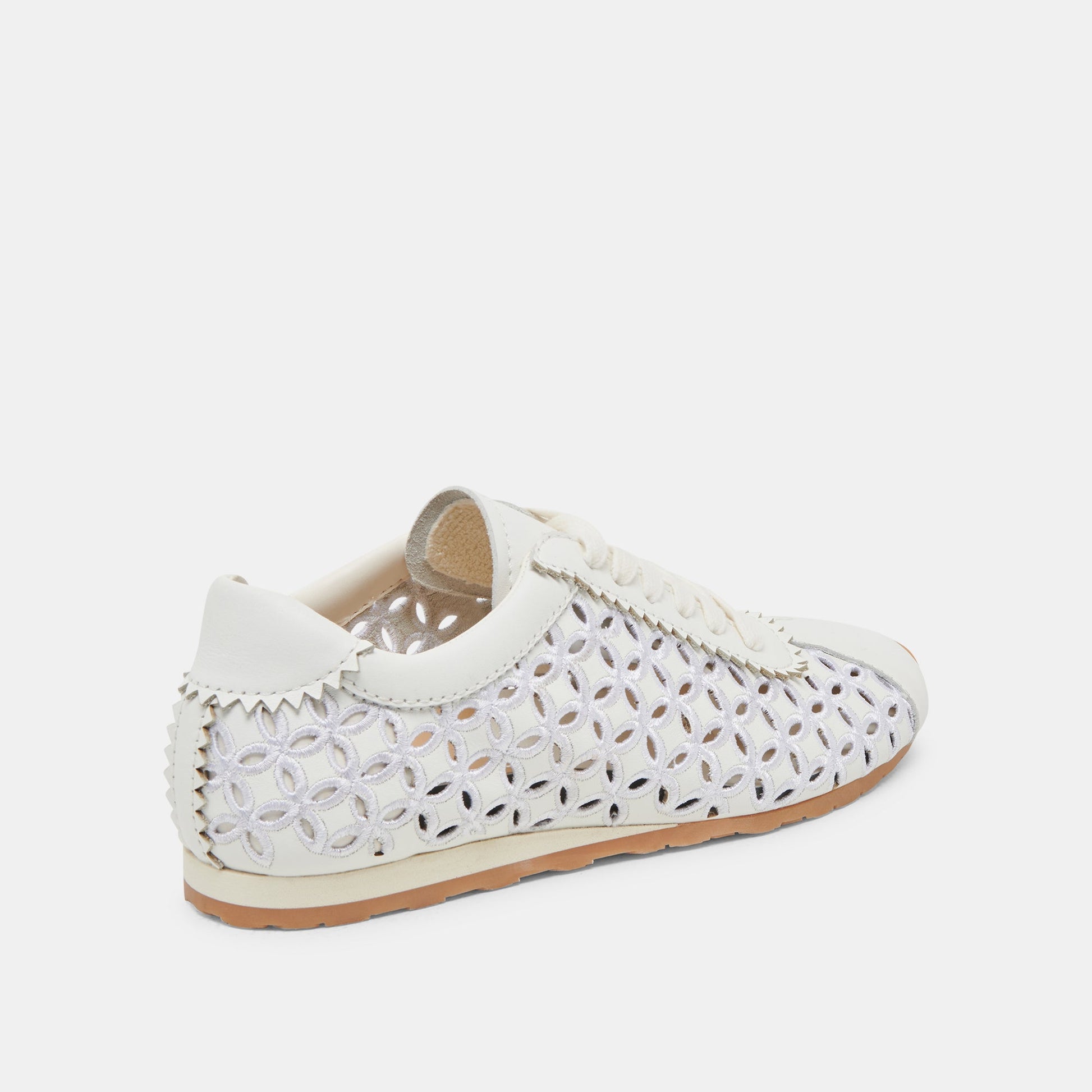Dolce Vita DANIE EYELET PERF SNEAKERS TRUE WHITE LEATHER
 – Dolce Vita
