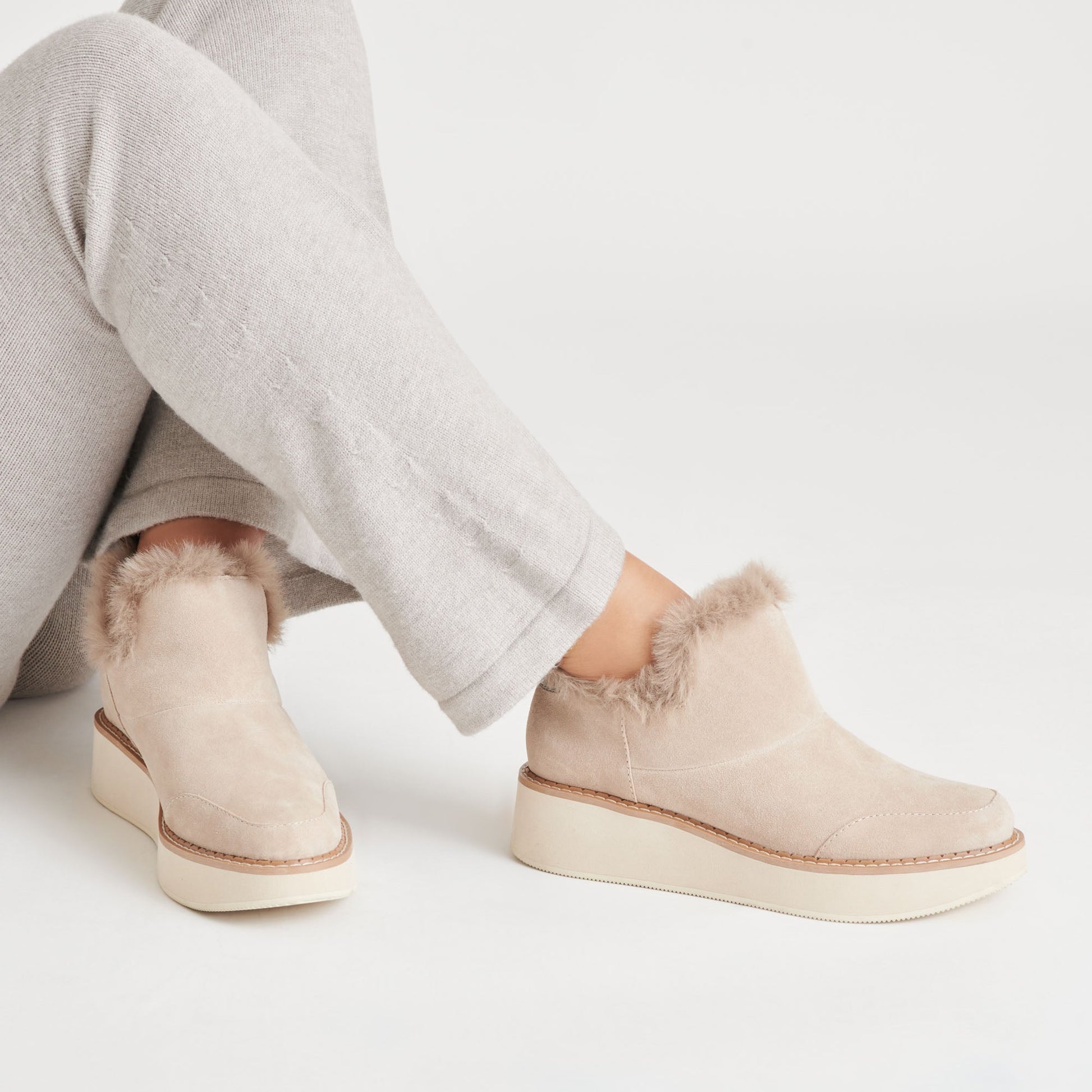 Dolce Vita ARDY PLUSH H2O BOOTIES TAUPE SUEDE
 – Dolce Vita