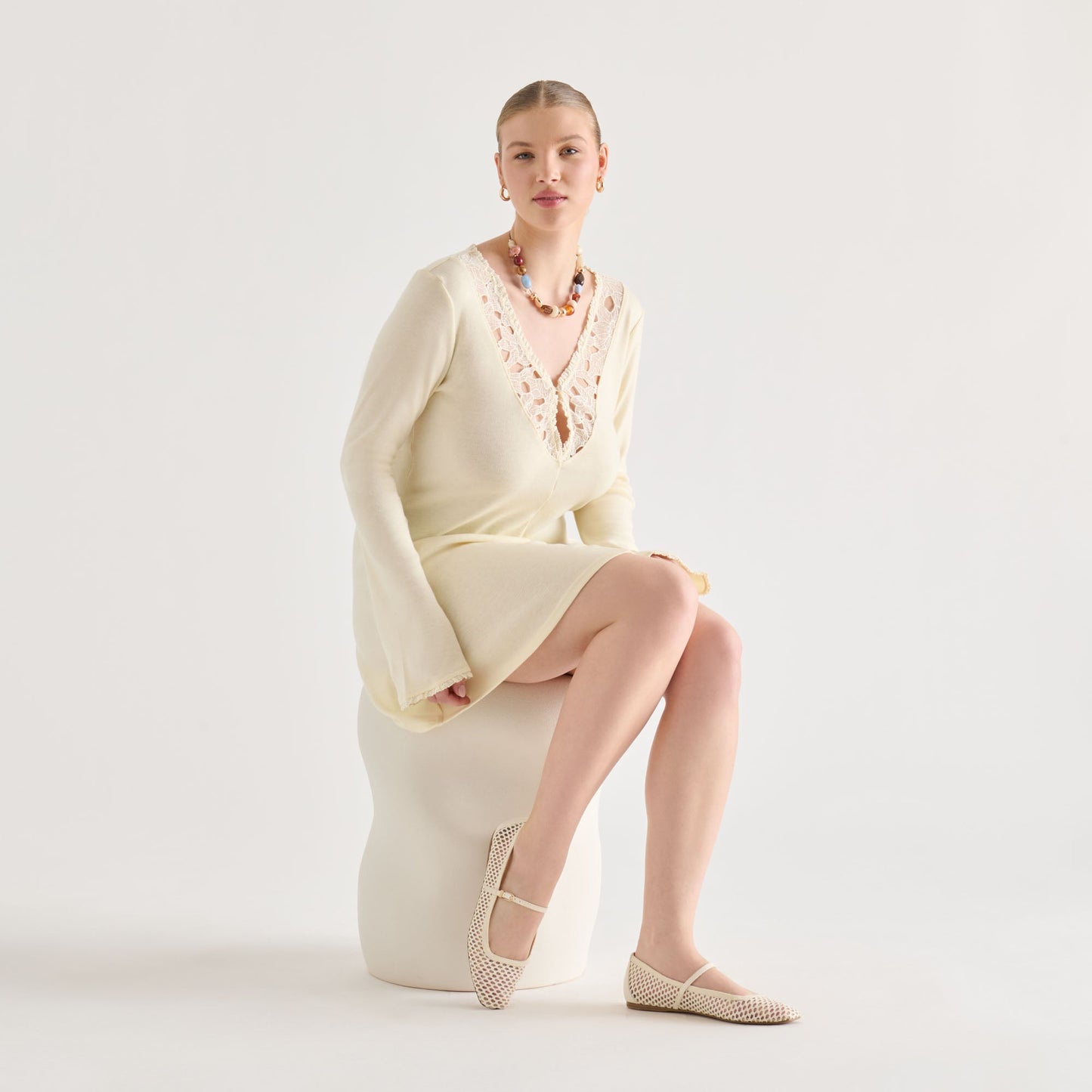 Dolce Vita Reyes White Woven Raffia Ballet Flats