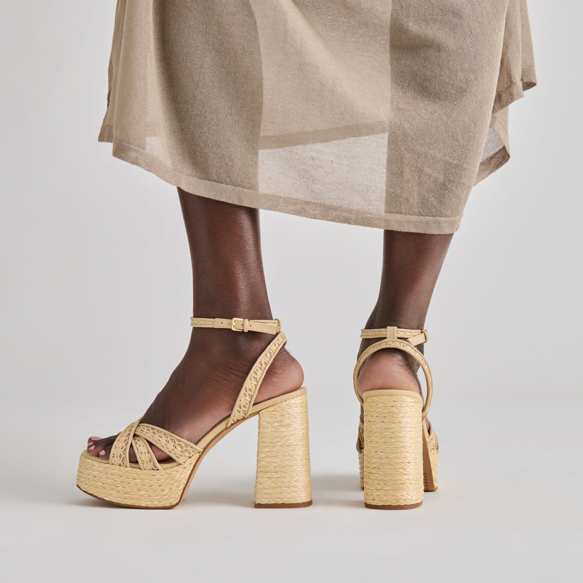 Dolce Vita Danila Lt Natural Cross Hatch Raffia Heels