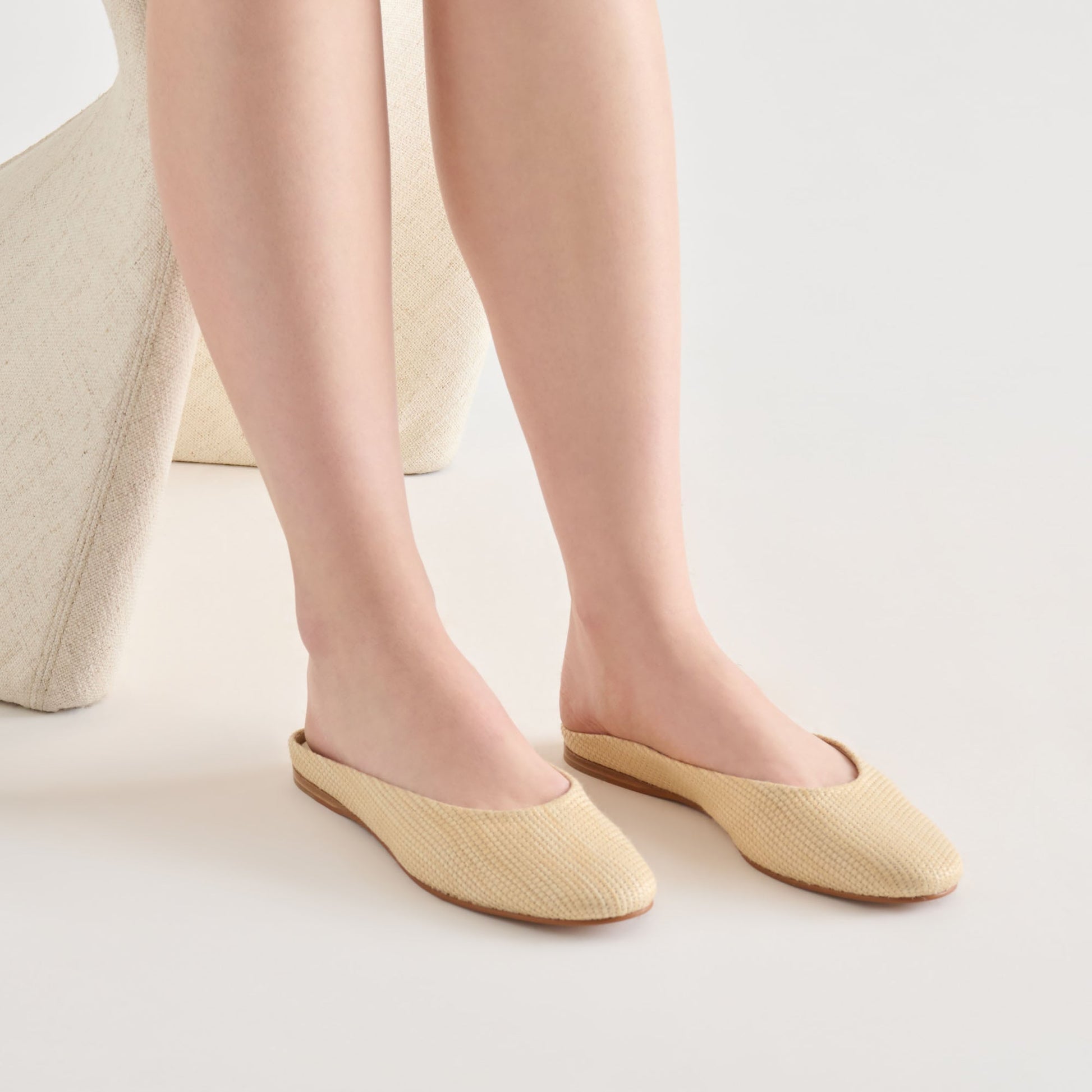 Dolce Vita Eila Lt Natural Raffia Flats