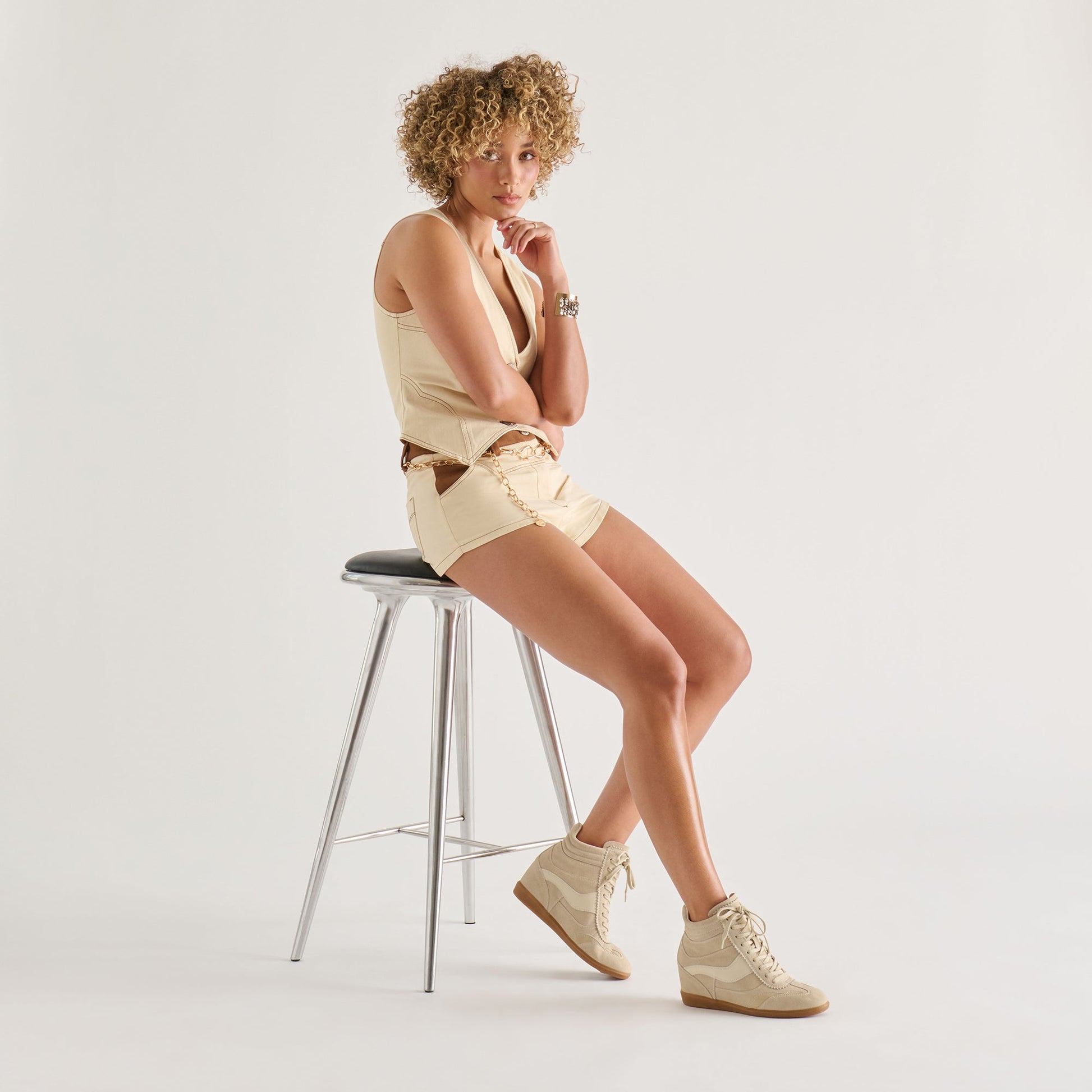 Dolce Vita Issac Oatmeal Suede Sneakers