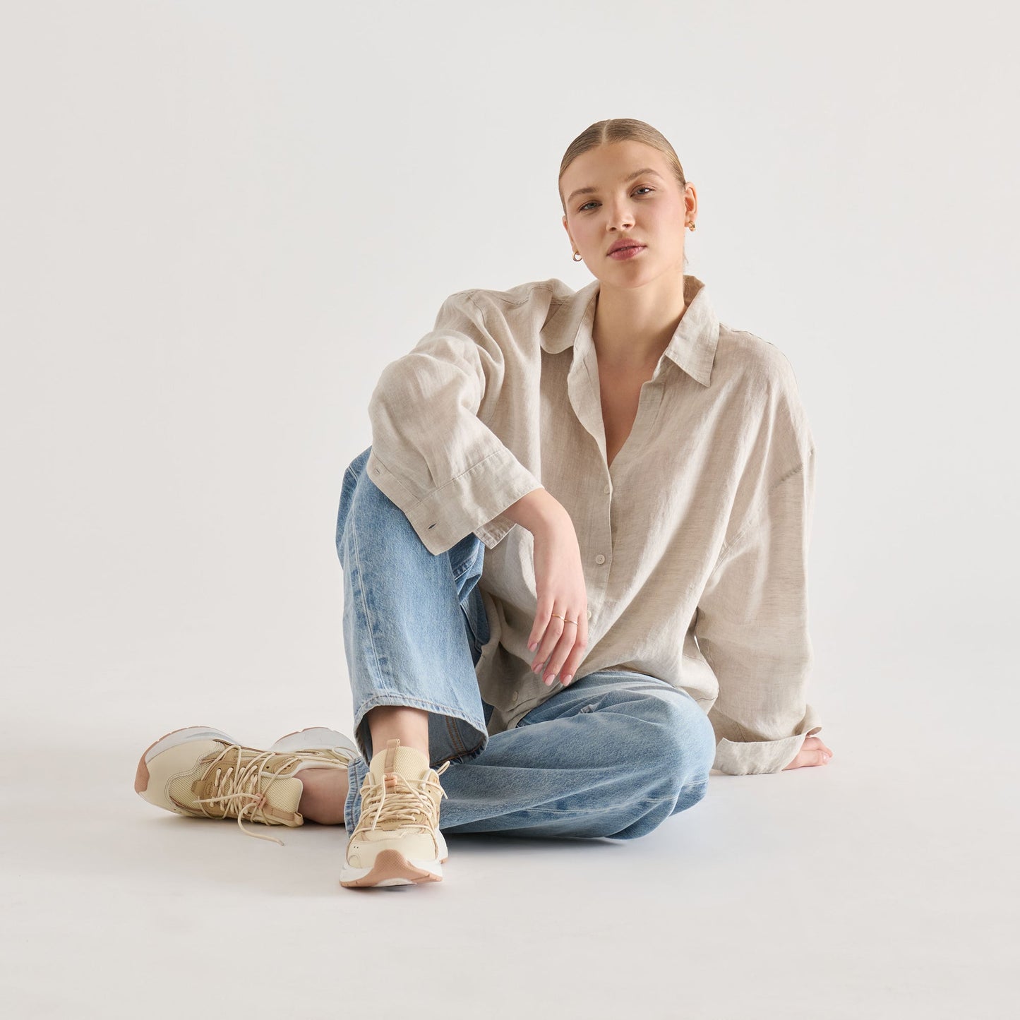 Dolce Vita Selmar Off White Leather Sneakers