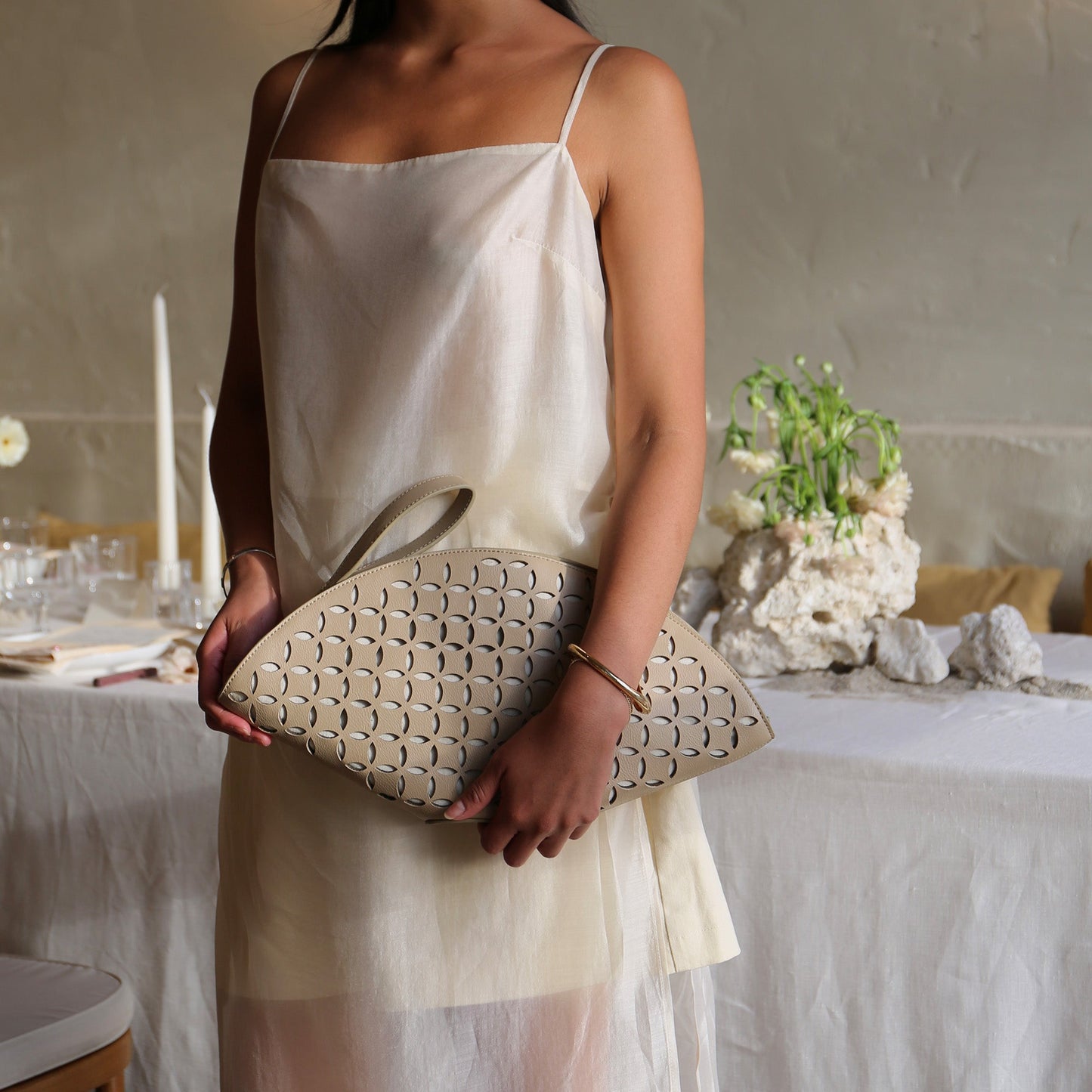 Dolce Vita ISOLDE CLUTCH BEIGE STELLA
 – Dolce Vita